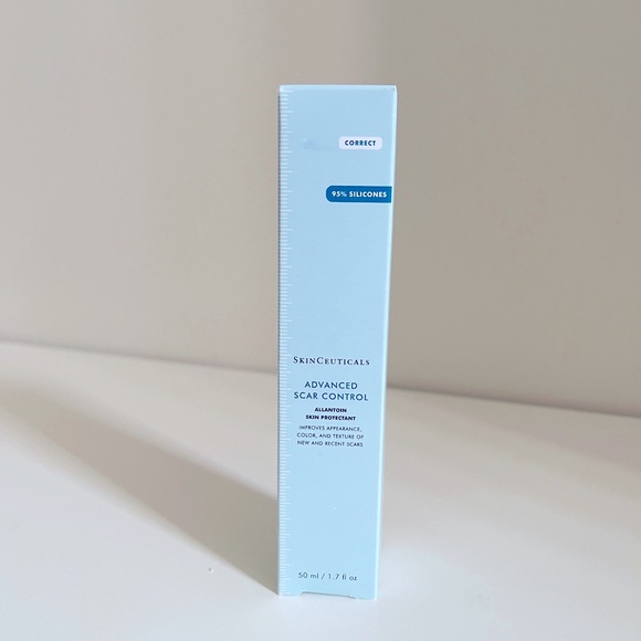 COPY - Skinceuticals Advanced Scar Control - Picture 1 of 3